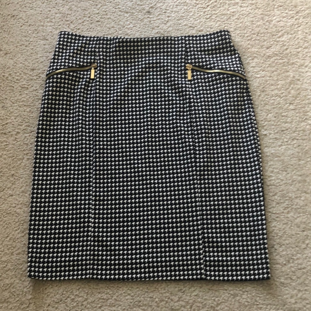 Alfani Women’s skirt with zippers
